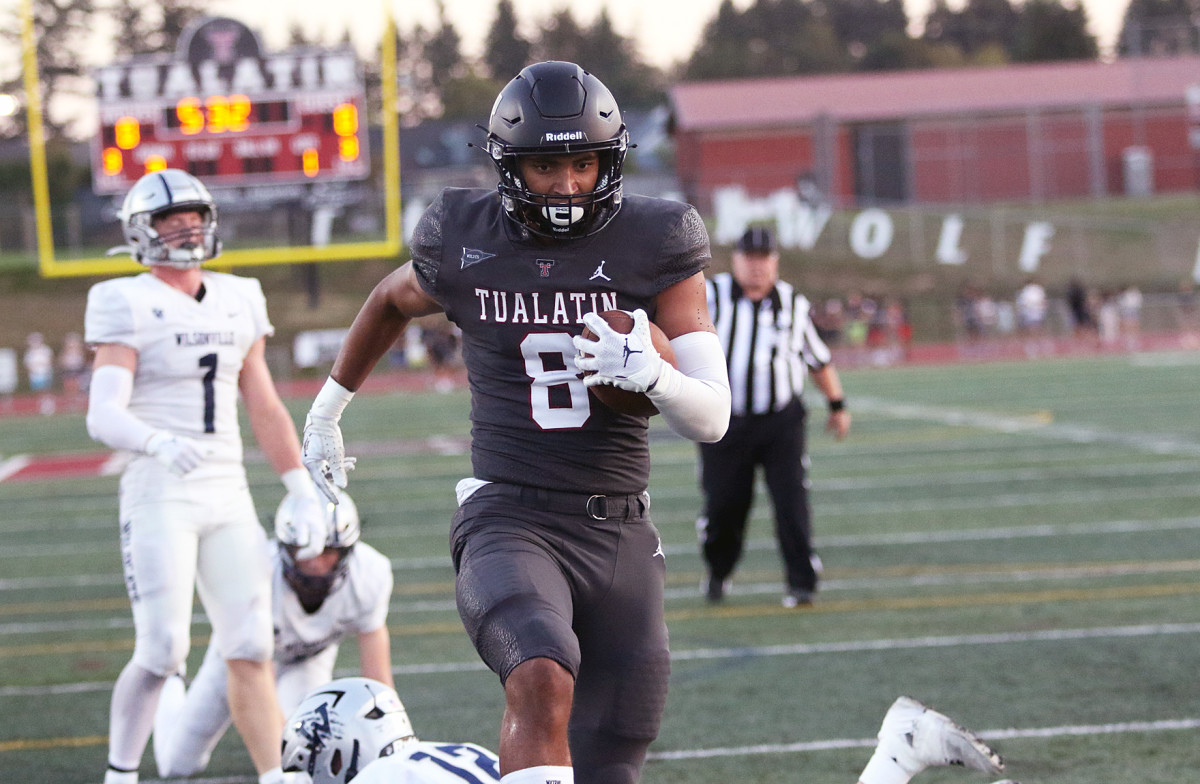 a Tualatin Wilsonville football Oregon September 15 2023 Dan Brood 23